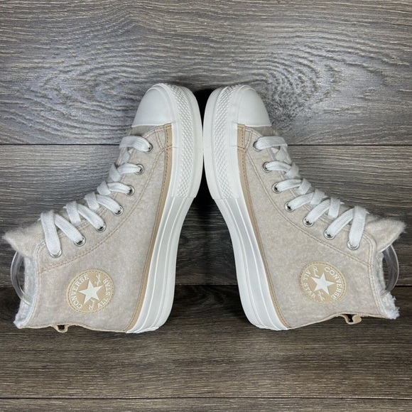 Brand new Converse Chuck Taylor All Star Lift Platform Faux Mohair. NWOT - Picture 11 of 13